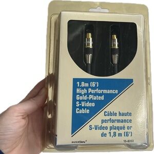 🎈2/$20 - Radio Shack 1.8m (6') High-Performance Gold-Plated S-Video Cable.